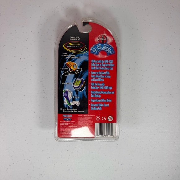 Coca-Cola Polar Bear Animated Watch in Red and White - Picture 8 of 10